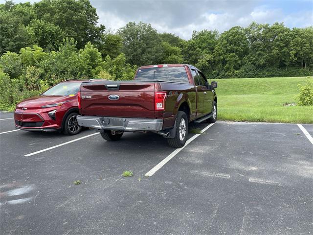 Photo of 2015 BRONZE FIRE METALLIC Ford F-150