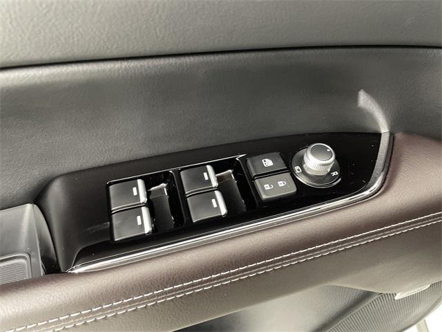 Photo of 2024 Rhodium White Metallic Mazda CX-5