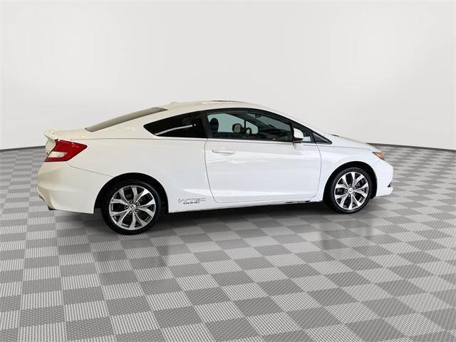 Photo of 2012 Taffeta White Honda Civic