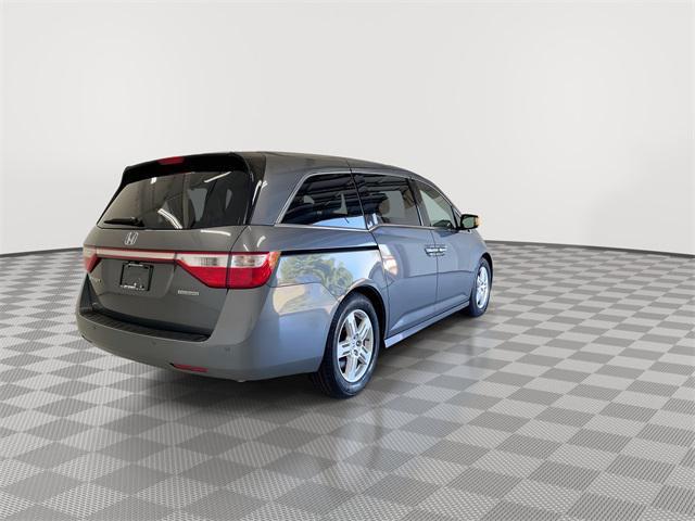 Photo of 2013 Polished Metal Metallic Honda Odyssey