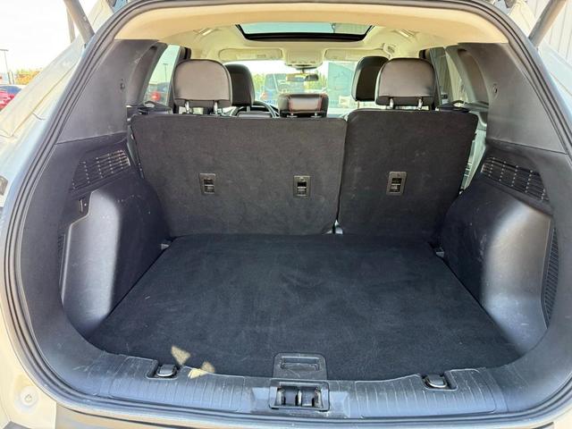 Photo of 2022 Star White Ford Escape