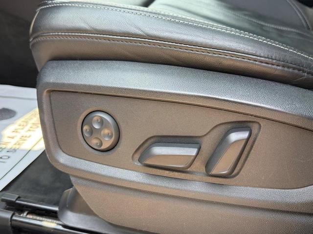 Photo of 2022 Ibis White Audi Q5