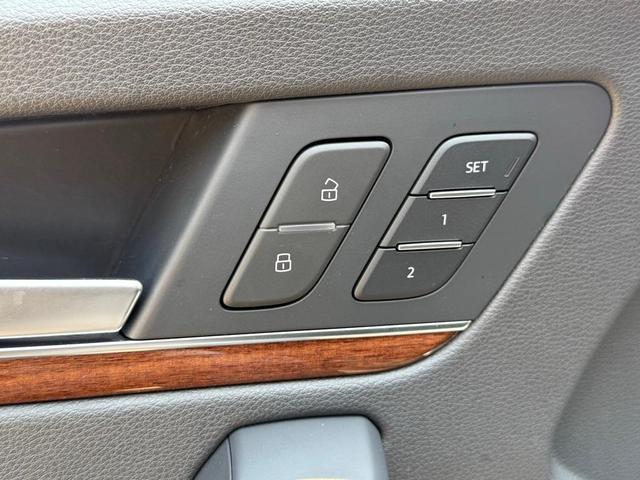 Photo of 2022 Ibis White Audi Q5