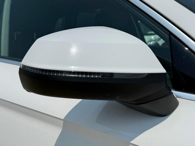Photo of 2022 Ibis White Audi Q5
