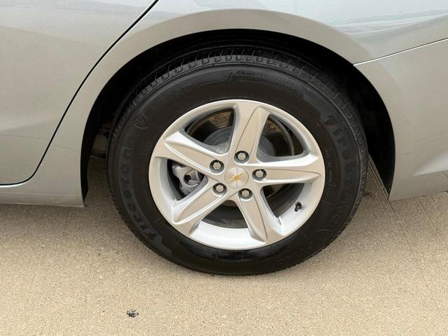 Photo of 2024 Sterling Gray Metallic Chevrolet Malibu