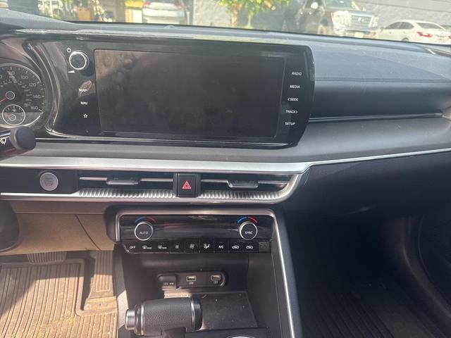 Photo of 2022 Wolf Gray Kia K5
