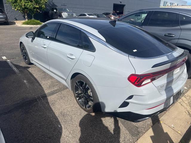 Photo of 2022 Wolf Gray Kia K5