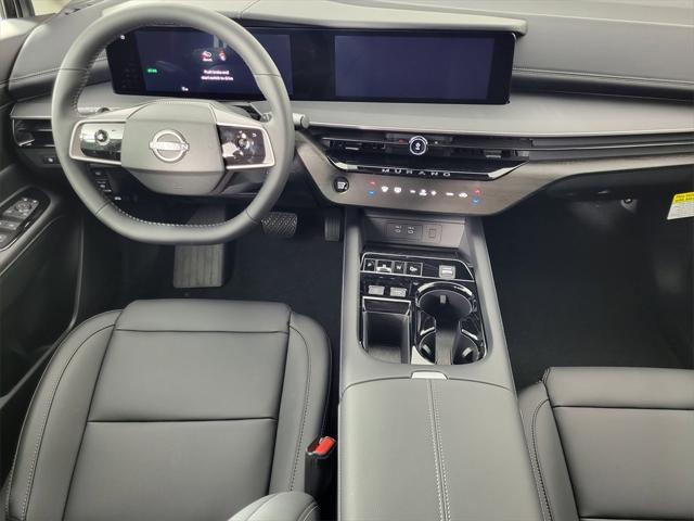 Photo of 2025 White Nissan Murano