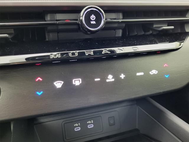 Photo of 2025 White Nissan Murano