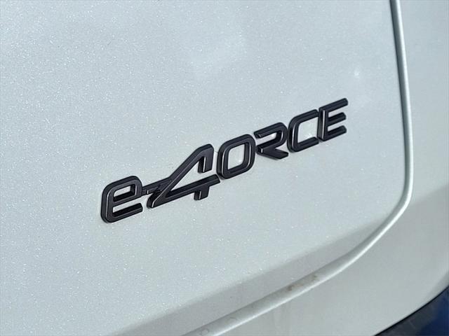 Photo of 2025 White Nissan ARIYA