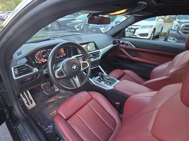 Photo of 2022 Black Sapphire Metallic BMW M440