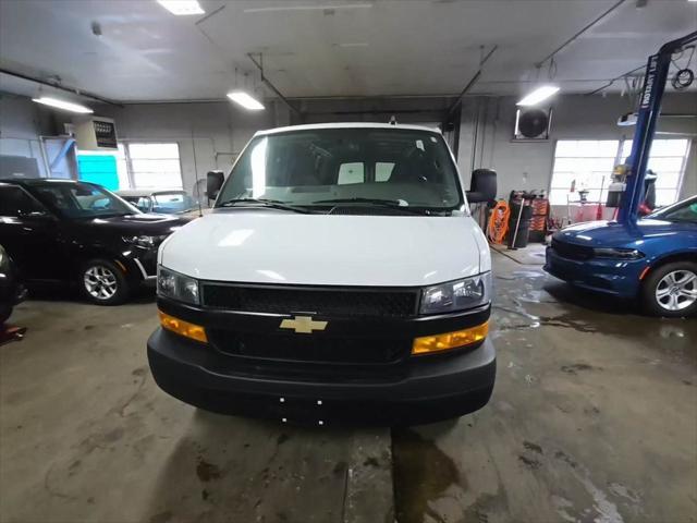 2022 Chevrolet Express 2500