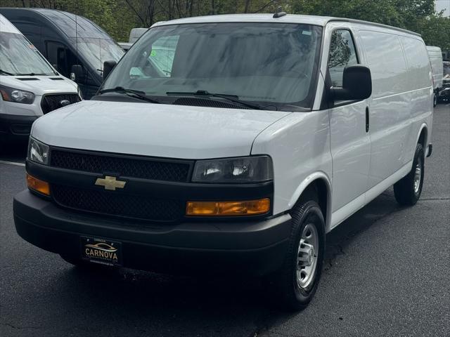 2022 Chevrolet Express 2500