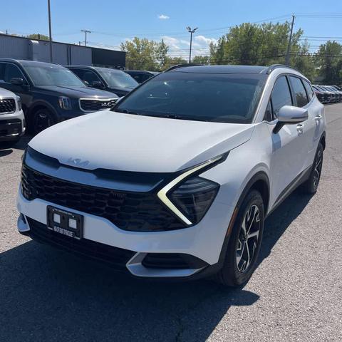 Photo of 2024 Snow White Pearl Kia Sportage Hybrid
