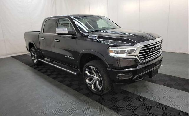 Photo of 2022 Diamond Black Crystal Pearlcoat RAM 1500