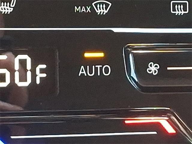 Photo of 2024 Pure White Volkswagen Tiguan