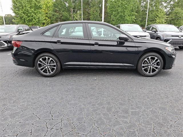 Photo of 2025 Deep Black Pearl Volkswagen Jetta