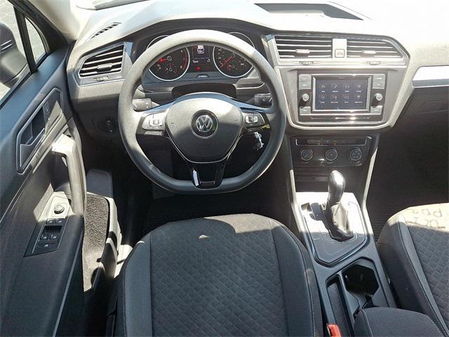Photo of 2021 Platinum Gray Metallic Volkswagen Tiguan