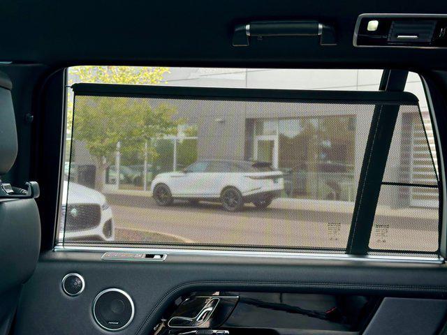 Photo of 2019 Black Land Rover Range Rover