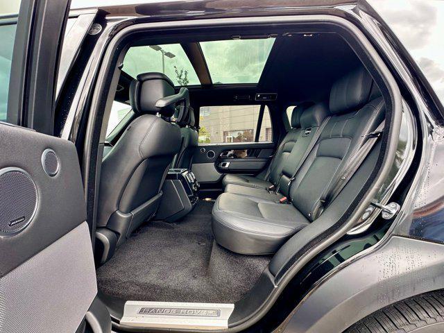 Photo of 2019 Black Land Rover Range Rover