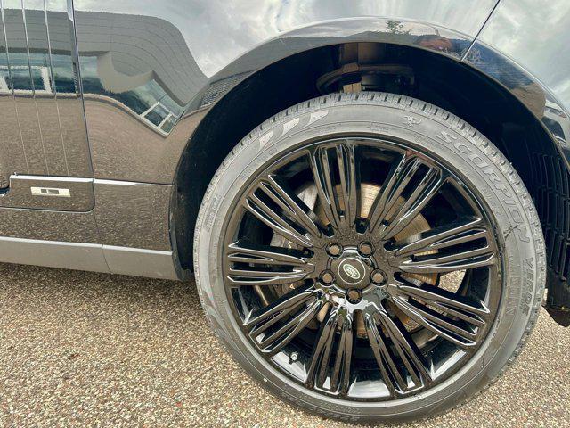 Photo of 2019 Black Land Rover Range Rover