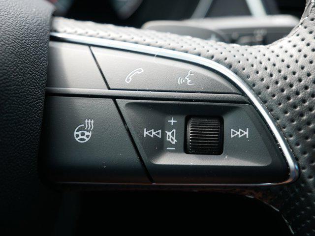 Photo of 2022 Gray Audi SQ5