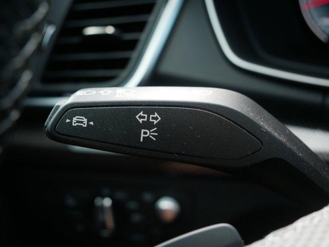 Photo of 2022 Gray Audi SQ5