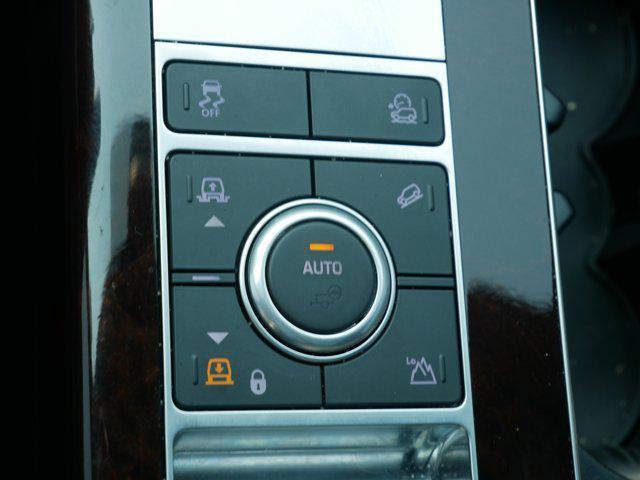 Photo of 2020 SV VELOCITY BLUE Land Rover Range Rover