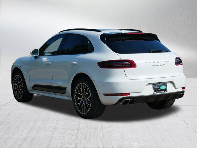 Photo of 2018 CARRARA WHITE Porsche Macan