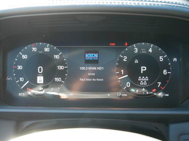 Photo of 2024 CARPATHIAN GRAY Land Rover Discovery
