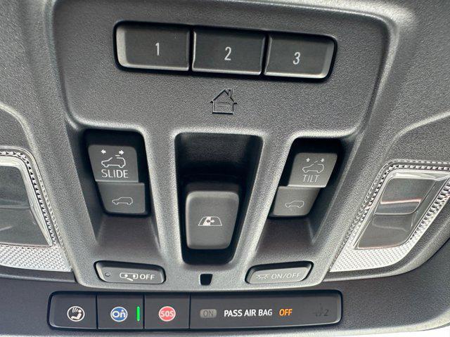 Photo of 2023 White Frost Tricoat GMC Sierra 1500