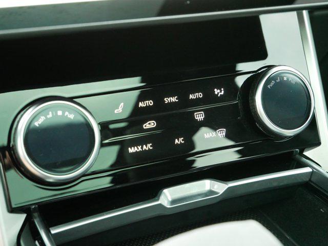 Photo of 2023 Gray Land Rover Range Rover