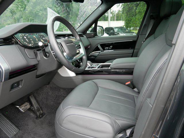 Photo of 2023 Gray Land Rover Range Rover
