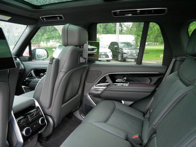 Photo of 2023 Gray Land Rover Range Rover