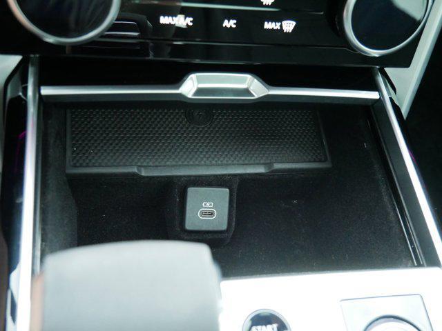 Photo of 2023 Gray Land Rover Range Rover
