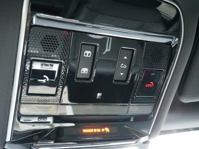 Photo of 2023 Gray Land Rover Range Rover