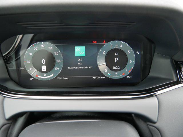 Photo of 2026 Fuji White Land Rover Range Rover Evoque