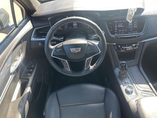 Photo of 2022 Satin Steel Metallic Cadillac XT5