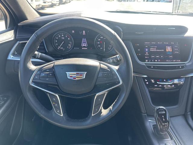 Photo of 2022 Satin Steel Metallic Cadillac XT5