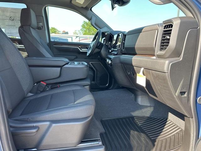 Photo of 2025 Downpour Metallic GMC Sierra 1500