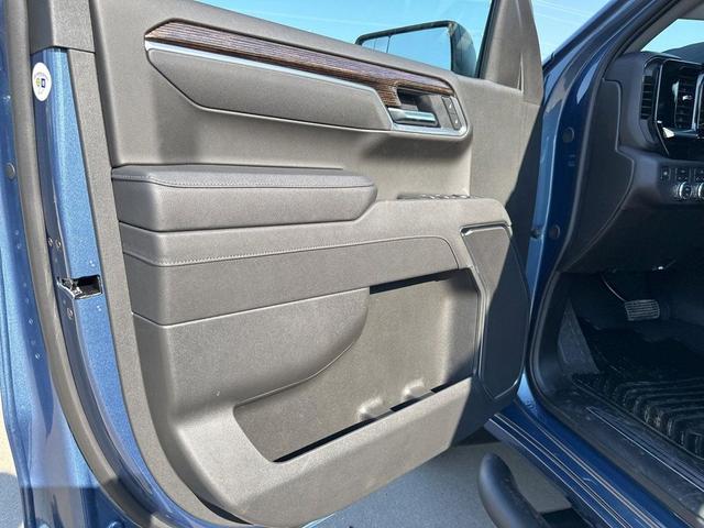 Photo of 2025 Downpour Metallic GMC Sierra 1500