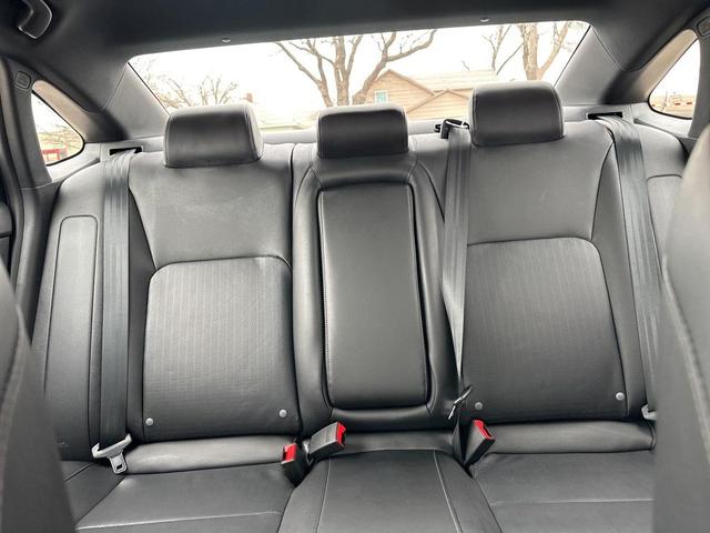Photo of 2025 Urban Gray Pearl Honda Civic Hybrid