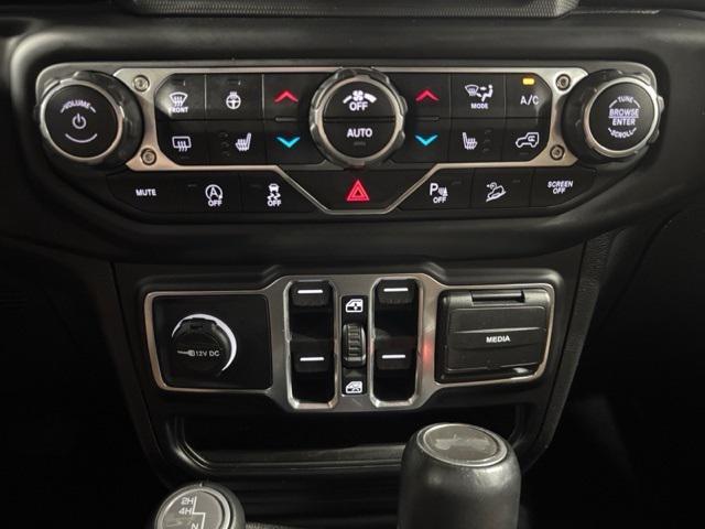 Photo of 2021 Bright White Clearcoat Jeep Wrangler Unlimited