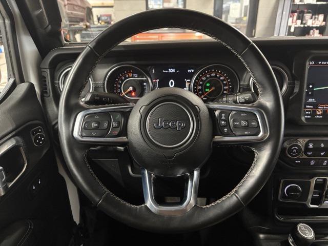 Photo of 2021 Bright White Clearcoat Jeep Wrangler Unlimited