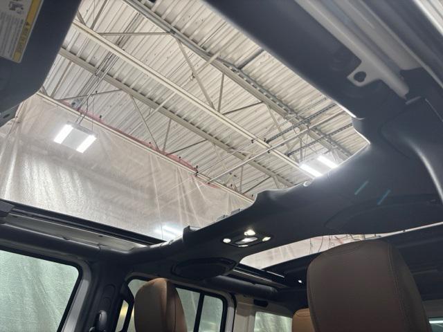 Photo of 2021 Bright White Clearcoat Jeep Wrangler Unlimited