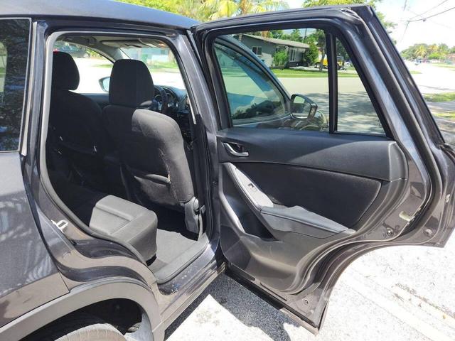 Photo of 2014 Gray Mazda CX-5