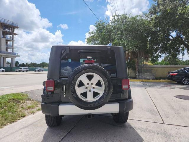 Photo of 2008 Black Jeep Wrangler