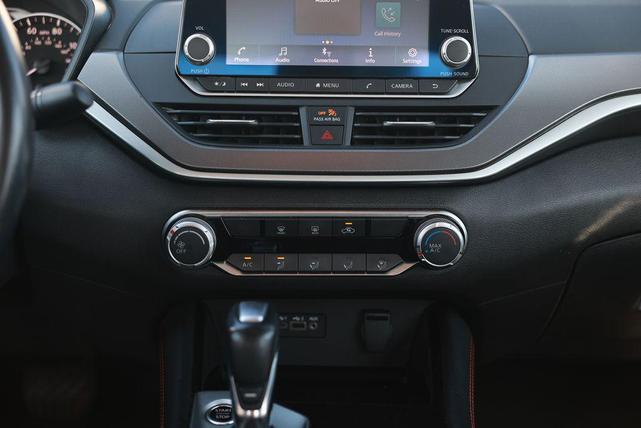 Photo of 2023 Deep Blue Pearl Nissan Altima