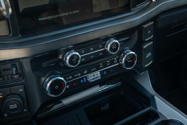 Photo of 2023 Azure Gray Metallic Tri-Coat Ford F-350
