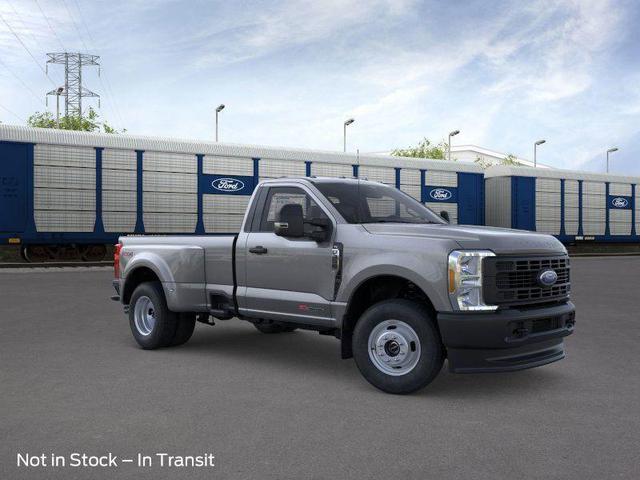 Photo of 2025 Carbonized Gray Metallic Ford F-350